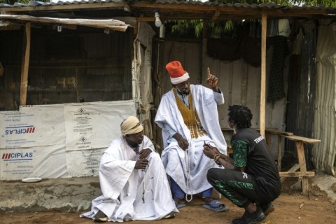 Dambe fighters seek advice from their spiritual guides