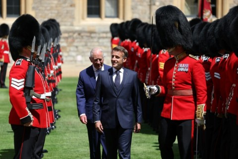 Arriving in the castle courtyard, the Marseillaise was played again by a regiment of the Scots Guards