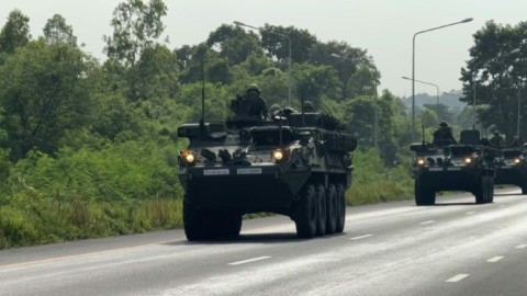 Thai military vehicles head to border amid clashes with Cambodia