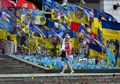 Putin wants Ukraine to drop its ambitions to join NATO