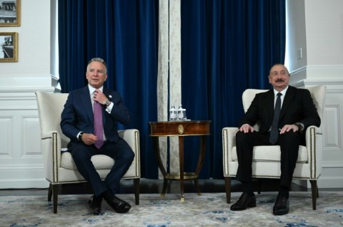 US special envoy Steve Witkoff (L) meets with Azerbaijani President Ilham Aliyev in Washington on Wednesday