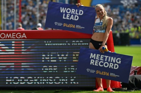 Keely Hodgkinson ran the fastest women's 800m of the year as she returned to the track for the first time since winning gold at the Paris Olympics