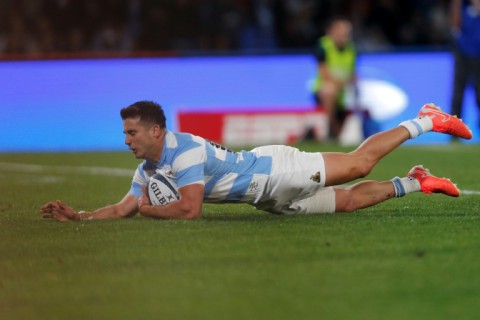 Argentina fly-half Tomas Albornoz scores against New Zealand in a 2025 Rugby Championship match in Cordoba.