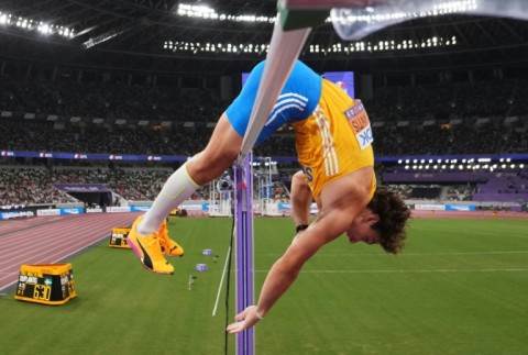 Armand Duplantis clears the bar on the way to a 14th world pole vault record