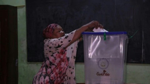 Polls open in the constitutional referendum in Guinea