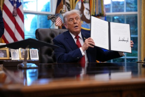 US President Donald Trump signed an executive order approving a sale of TikTok’s US operations, following a 2024 law requiring parent company ByteDance to divest or face a ban