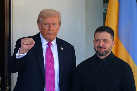 Ukrainian President Volodymyr Zelensky (R) came to Washington seeking Tomahawk missiles for its war against Russia, but US President Donald Trump poured cold water on the request