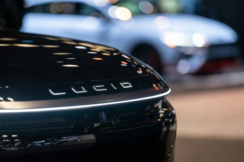 Uber plans San Francisco robotaxis in Waymo challenge
