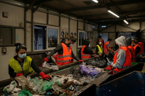 Besides yellow for paper, red for plastic and blue for aluminium, North Corfu municipality has bins for second-hand clothing, empty ink cartridges, used lightbulbs, electrical appliances and cooking oil, among others