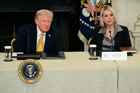 US President Donald Trump (L) has asked Attorney General Pam Bondi (R) to investigate Jeffrey Epstein's ties to former president Bill Clinton and others