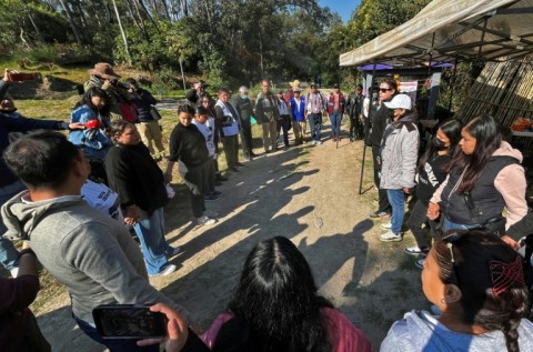 Relatives of missing people in Mexico City hope that the exhumation of mass graves will end their search for their loved ones