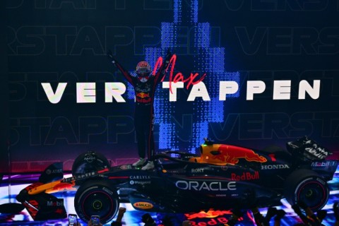 Verstappen exploits McLaren blunder in Qatar
