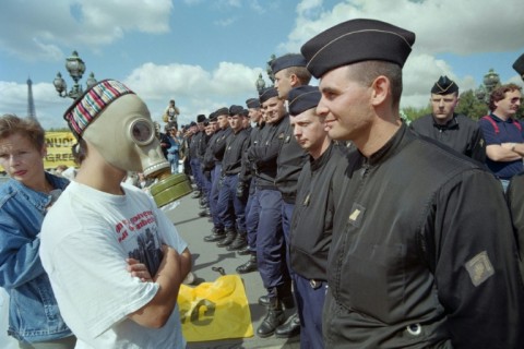 Protesters opposed the resumption of French nuclear tests in 1995