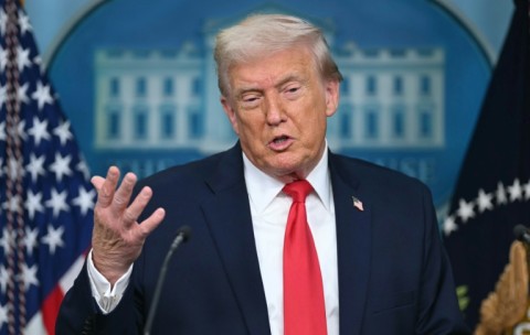 Trump's departure was delayed by what the White House said was an electrical issue on his plane