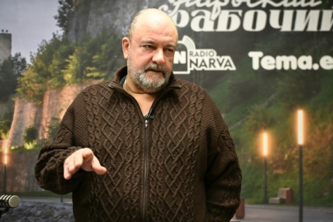 Mihhail Stalnuhhin, the chairman of the Narva City Council, said people in the Russian-speaking town 'were going through a very difficult moral, economic and social situation'