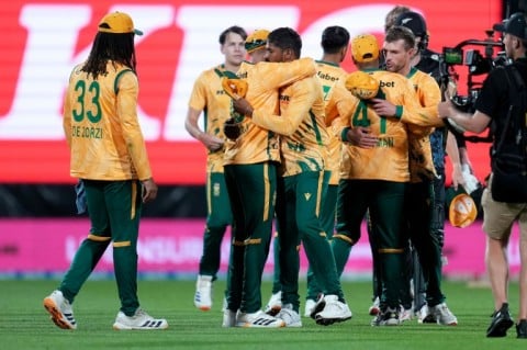 South Africa clinch 19-run win over New Zealand in fourth T20