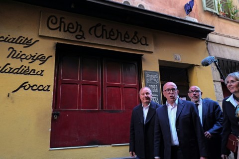 Nice's new mayor Eric Ciotti (2nd L) has opposing views to the region's president regarding 2030 Winter Olympics sites in the city