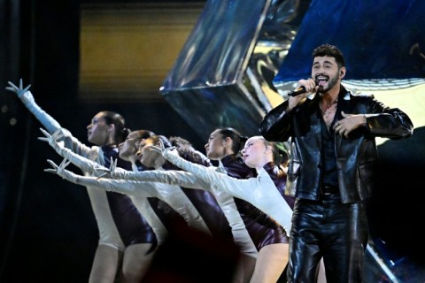 Favourites Finland, Israel through at Eurovision semis