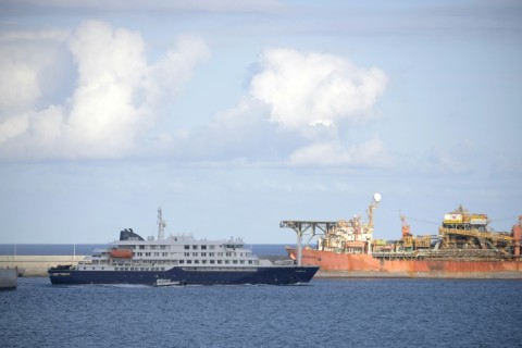 NZ passenger from hantavirus cruise quarantines in Taiwan