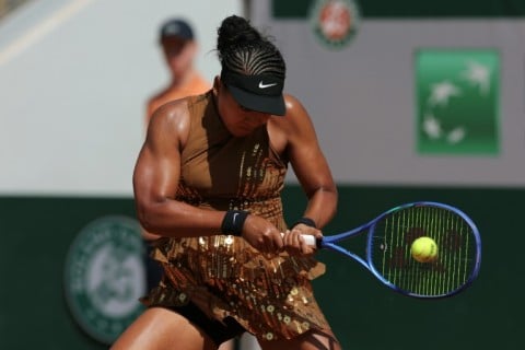 Naomi Osaka reached the third round at Roland Garros for the first time since 2019
