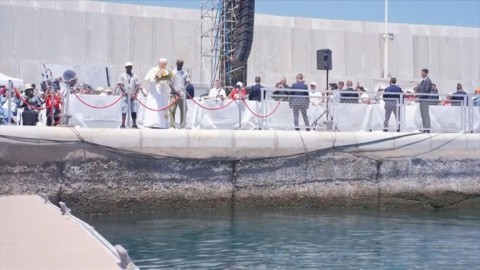 Pope casts flowers in Canaries waters in memory of migrants who died at sea
