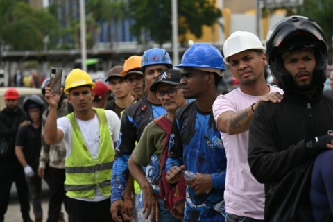 The government has restricted access to hardest-hit La Guaira state