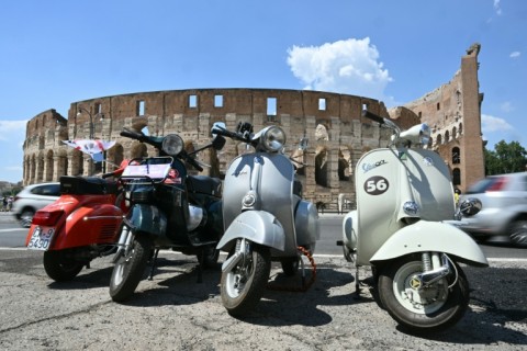Vespa means wasp in Italian