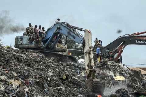 In recent days the government had announced operations to evict residents and secure the area surrounding the landfill due to risk of landslides