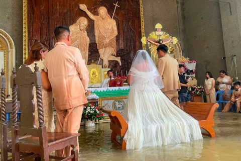 Heavier-than-usual seasonal monsoon rains pounded the northern third of the Philippines in August