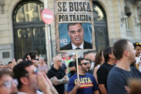 The conservative and far-right opposition also used the rallies to attack the government over its handling of the crisis
