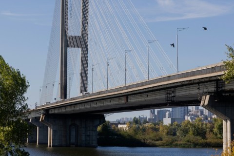 Kyiv's Southern Bridge was closed to all vehicles
