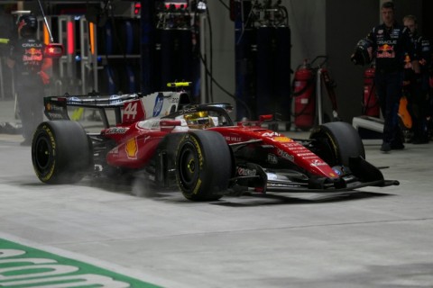 'Sorry boys': Hamilton takes blame for botched tyre call