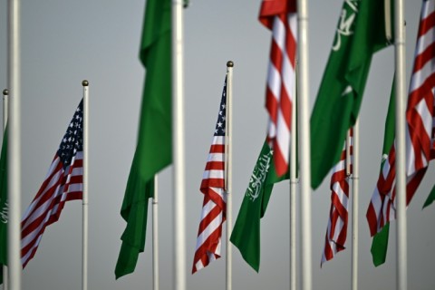 Washington orders US embassy staff, families to leave Saudi Arabia