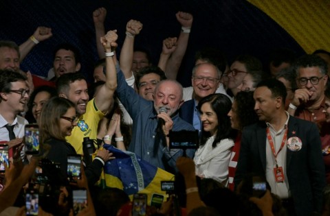 „Ich bin so glücklich!“: Ekstase und Erleichterung unter Brasiliens ...