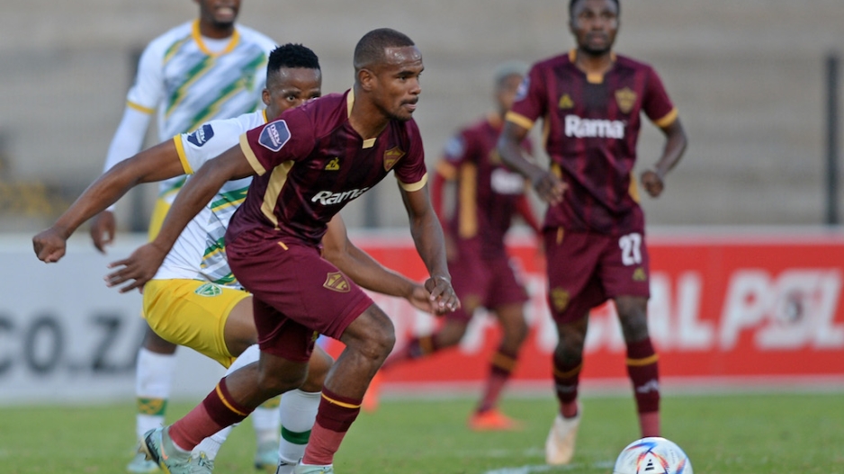 Rayners scores twice to help Stellenbosch to victory | eNCA