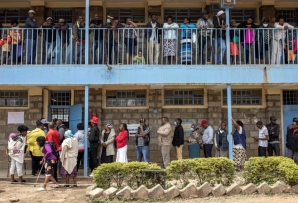 Voters queue at a school in the poor Dandora neighbourhood of Nairobi 