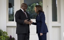 US Vice President Kamala Harris (R) welcomes South African President Cyril Ramaphosa