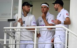 Rain delayed the start of the third Test between England and South Africa