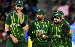 Pakistan players, (L-R) Shaheen Shah Afridi, Babar Azam and Mohammad Rizwan in the field against India