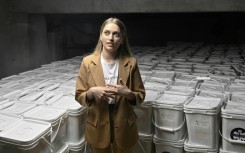 Aleksandra Savitska collects food for Ukrainian troops and civilians