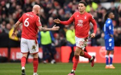 Nottingham Forest's Brennan Johnson (R) celebrates scoring against Everton