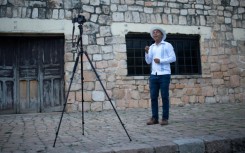 The TikToker records his videos with his cell phone, a camera and a tripod that a digital content producer from the United States gave him as a gift