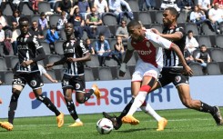 Myron Boadu scores Monaco's second goal at Angers