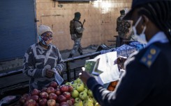 Women in the informal economy, and particularly those in informal self-employment, recorded large cuts in working hours and earnings.