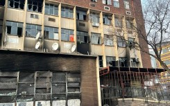 A blaze gutted a five-storey building in Marshalltown. eNCA/Heidi Giokos 