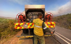 Firefighters battle blaze in the Western Cape.
