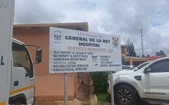 heavy rains flooded several  hospital wards, forcing authorities to evacuate some patients. /eNCA 