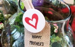 File: Flowers for Mother's Day. Barbara Gindl/APA-PictureDesk via AFP