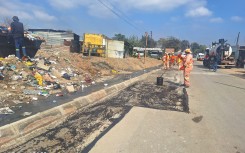 Johannesburg MMC for Transport Keny Kunene has hit the streets of Diepslot, north of Johannesburg to fix the roads / eNCA's Bafedile Moerane