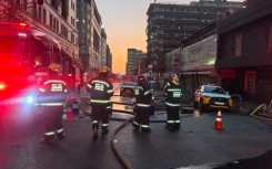 Firefighters on the scene in the Joburg CBD. Twitter/@CityofJoburgEMS